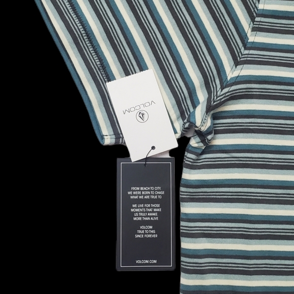 'Volcom' Cornett Crew Stripped Tee - Picture 4 of 5